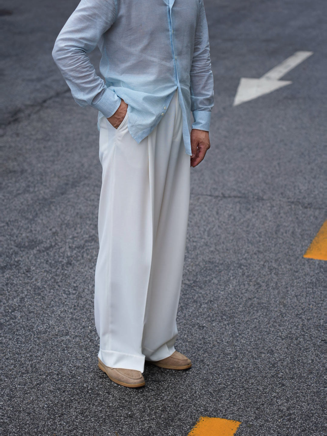 Luxury Single Pleat Hollywood Waist Wide Leg Dress Pants for Men Soft 26 Acetate 74 Polyester Fabric