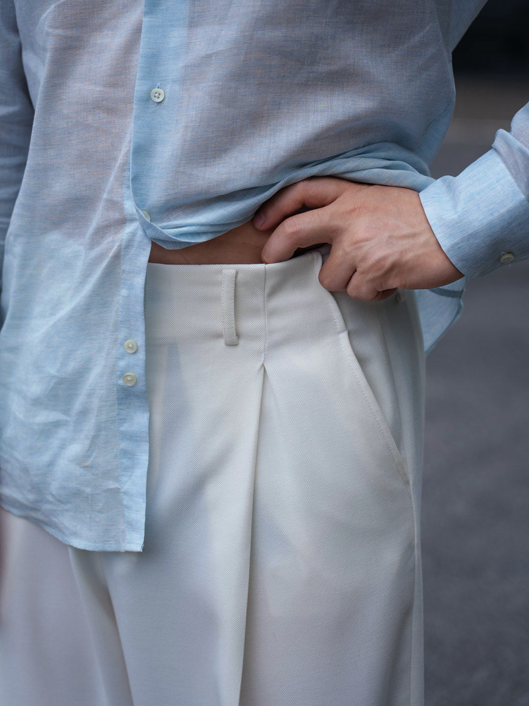 Luxury Single Pleat Hollywood Waist Wide Leg Dress Pants for Men Soft 26 Acetate 74 Polyester Fabric