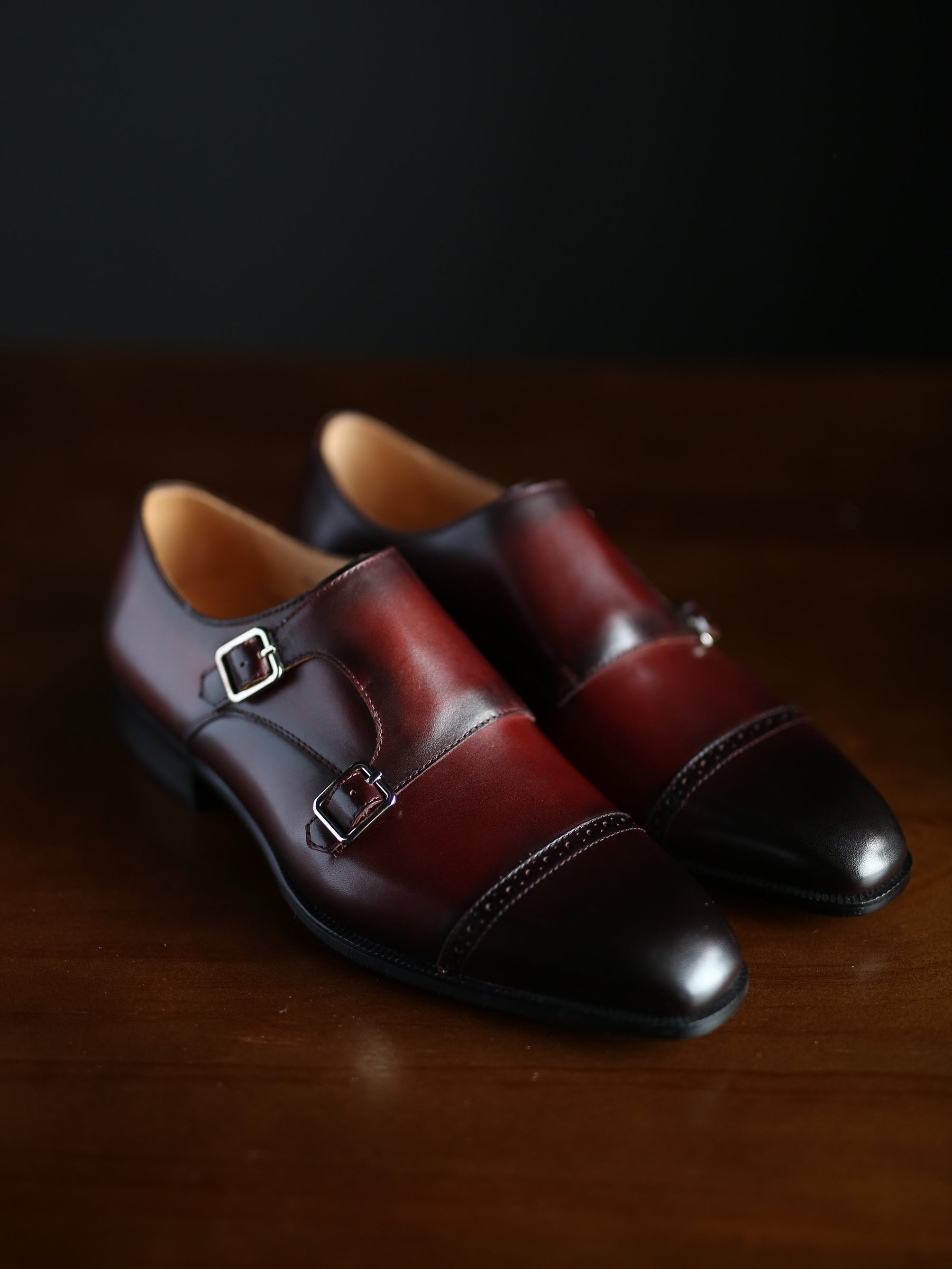 Men's Gradient Burgundy Hand Polished Double Monk Straps Brogue Shoes