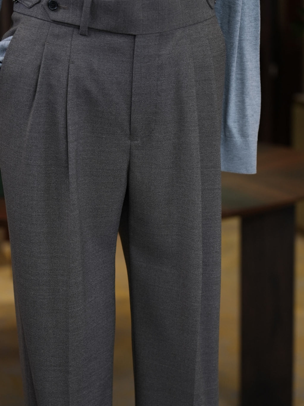 Men’s Dark Grey 100% Wool Double‑Pleat Tapered Trousers