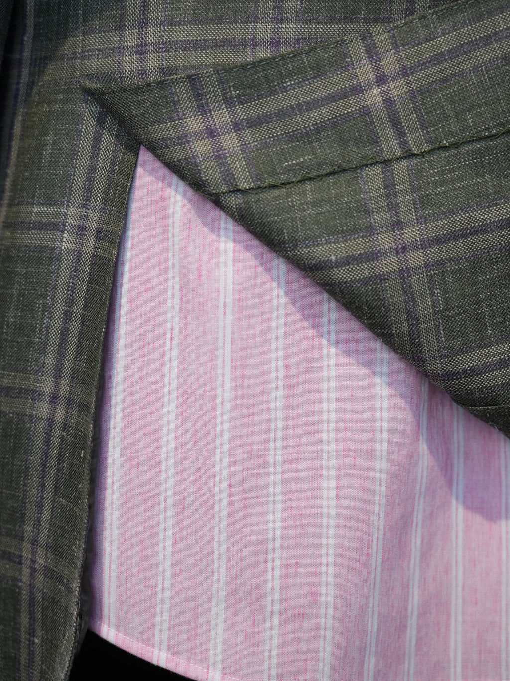 Italian Import 100% Linen Green Windowpane Plaid Unlined Sport Coat, Two Button Lightweight Summer Blazer