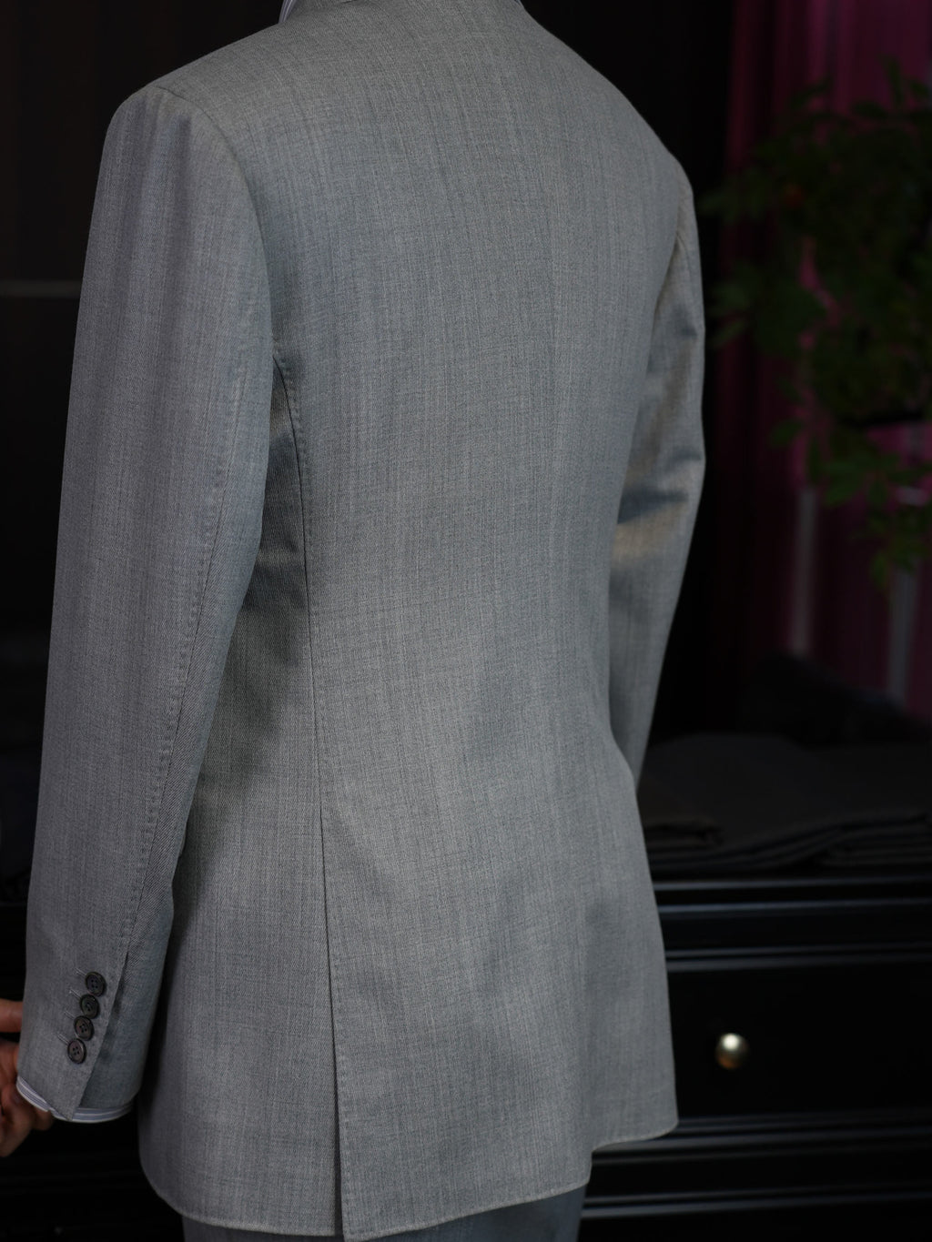 Grey flannel wool double-breasted six-button single blazer