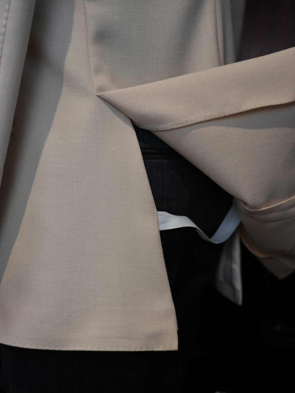 Men’s Cream 100% Wool Double Breasted Blazer | High-End Factory Crafted Smart Casual Jacket