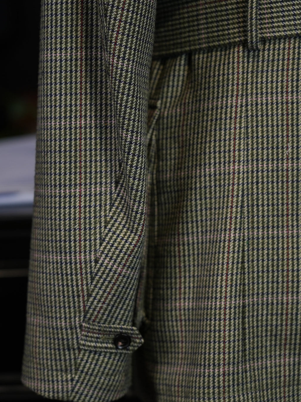 Vintage Green Tweed 100% Pure Wool Safari Jacket | Bespoke Cut for Athletic Broad Shoulders