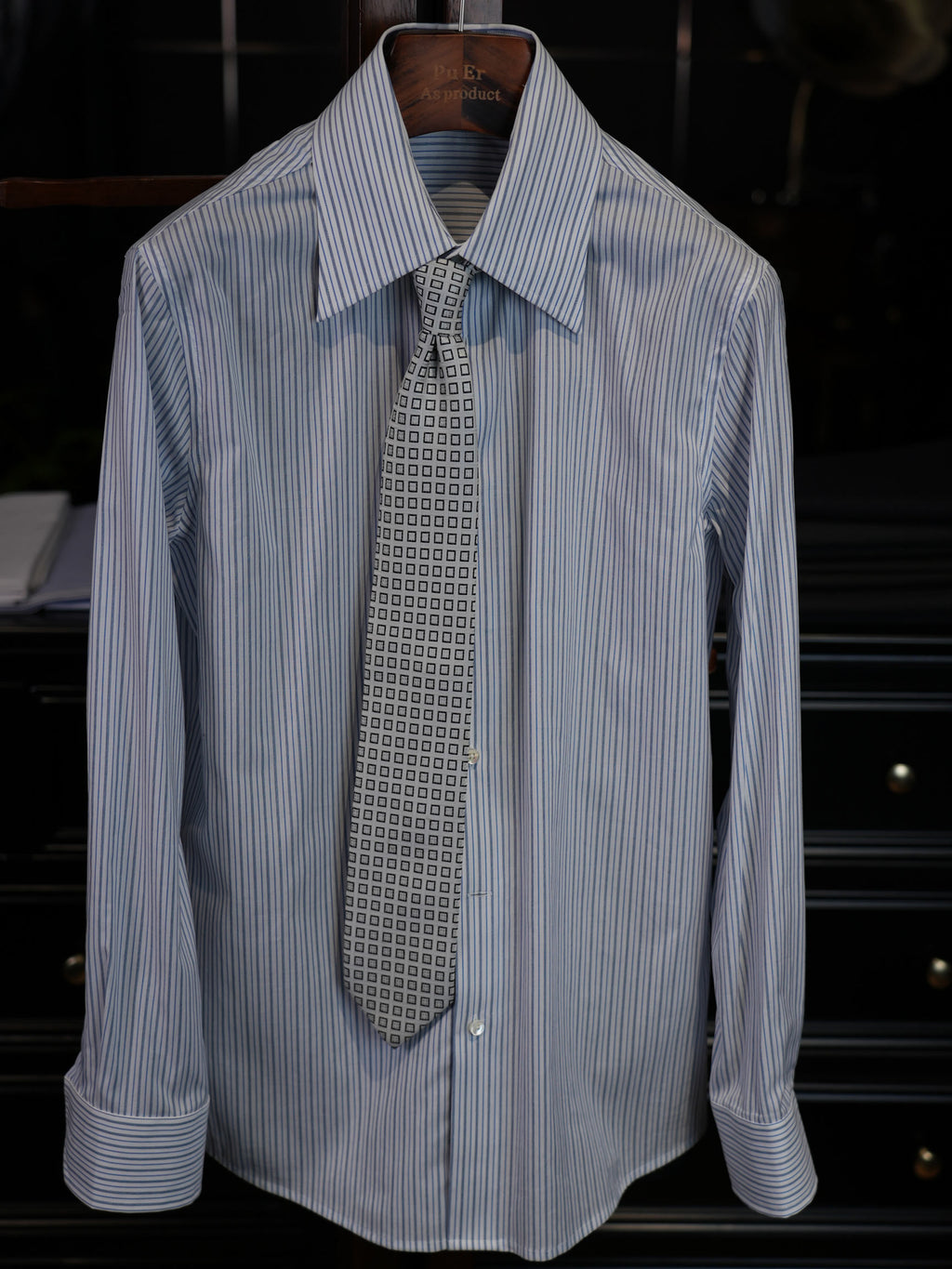 Men’s Business Blue Stripe Yarn‑Dyed 100% Cotton Long‑Sleeve Dress Shirt