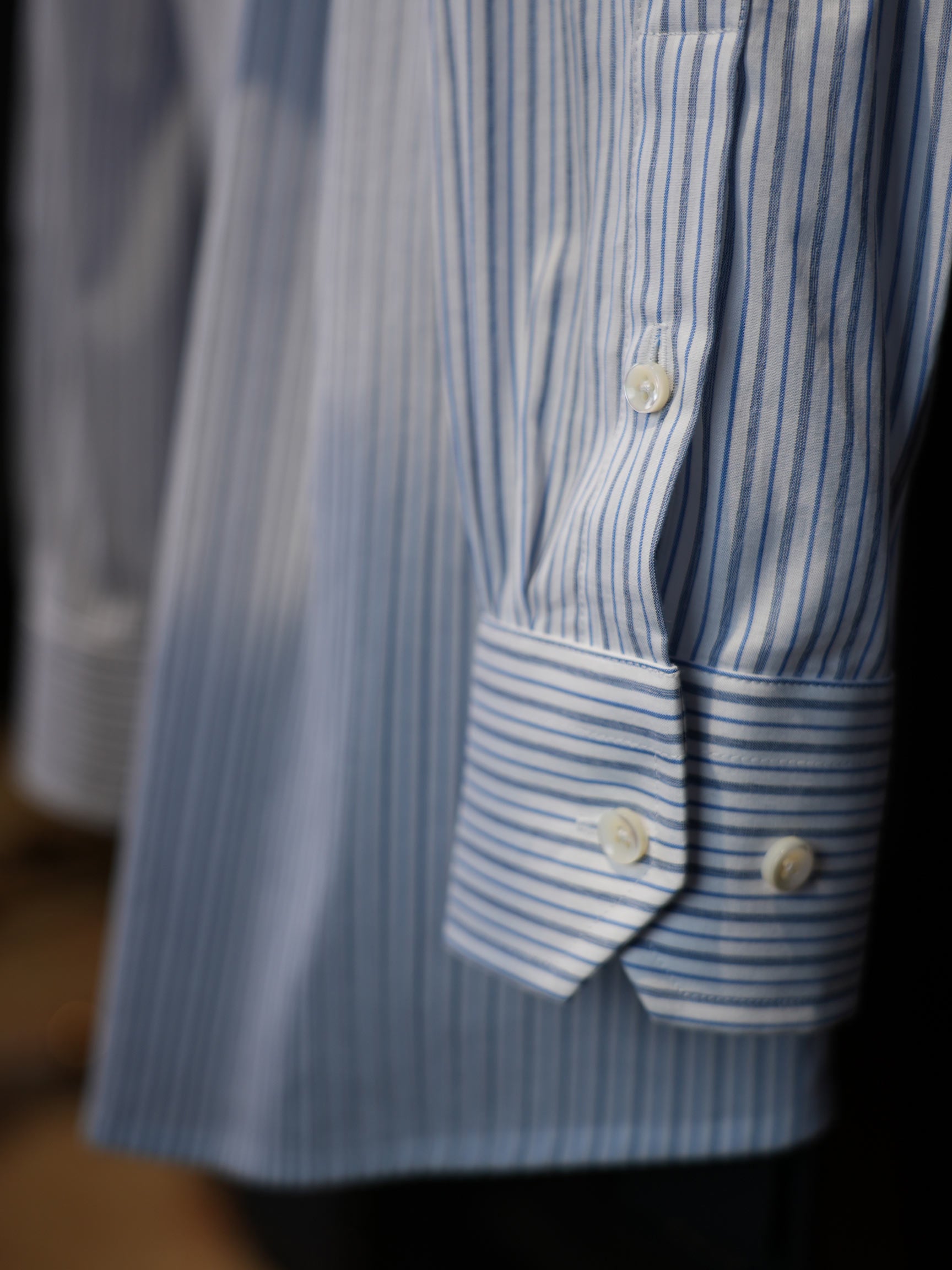 Men’s Business Blue Stripe Yarn‑Dyed 100% Cotton Long‑Sleeve Dress Shirt