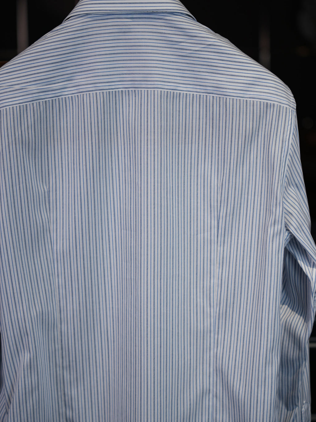 Men’s Business Blue Stripe Yarn‑Dyed 100% Cotton Long‑Sleeve Dress Shirt