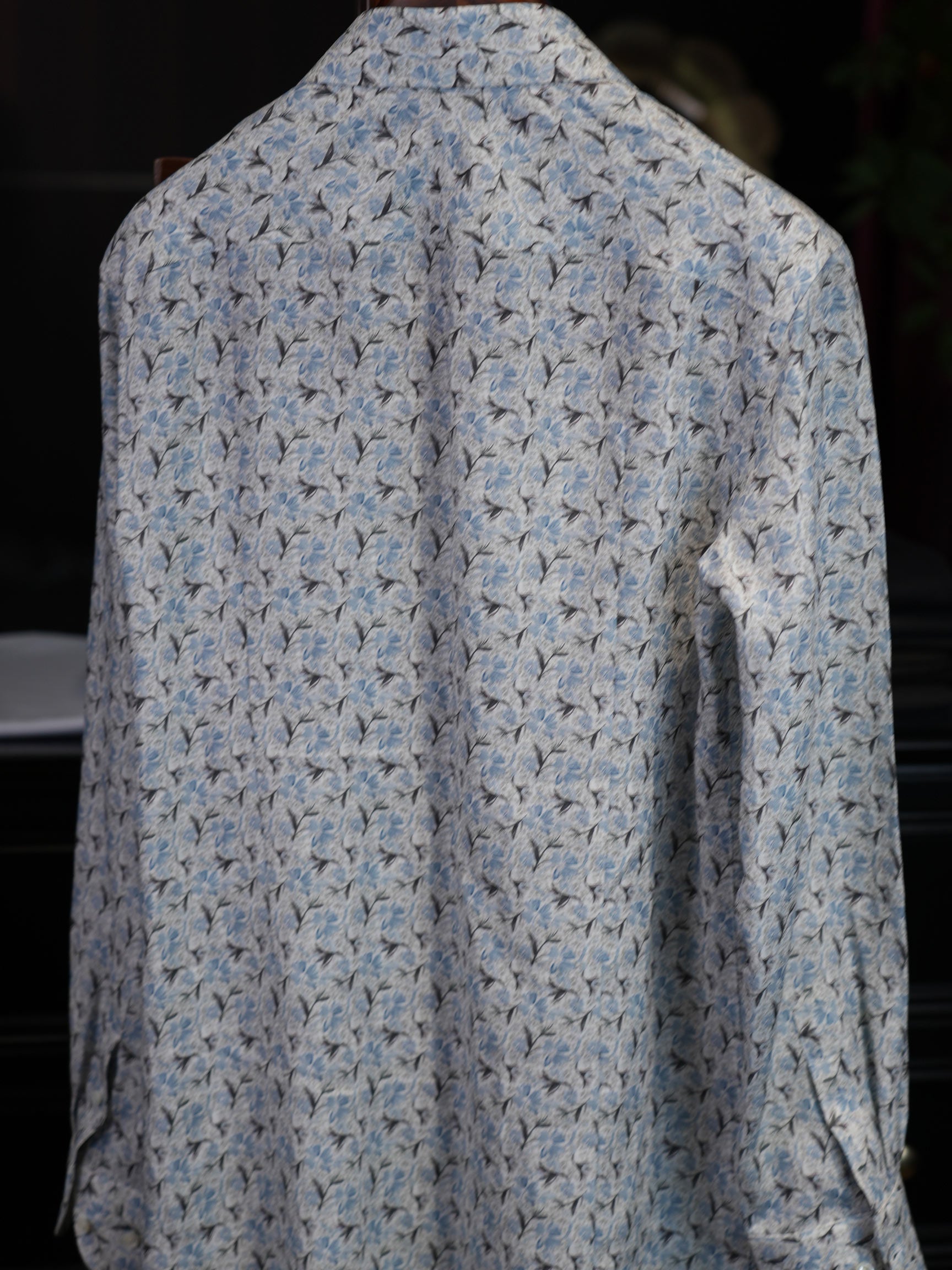Men’s Vacation‑Style Blue Floral Print 100% Cotton Long‑Sleeve Dress Shirt