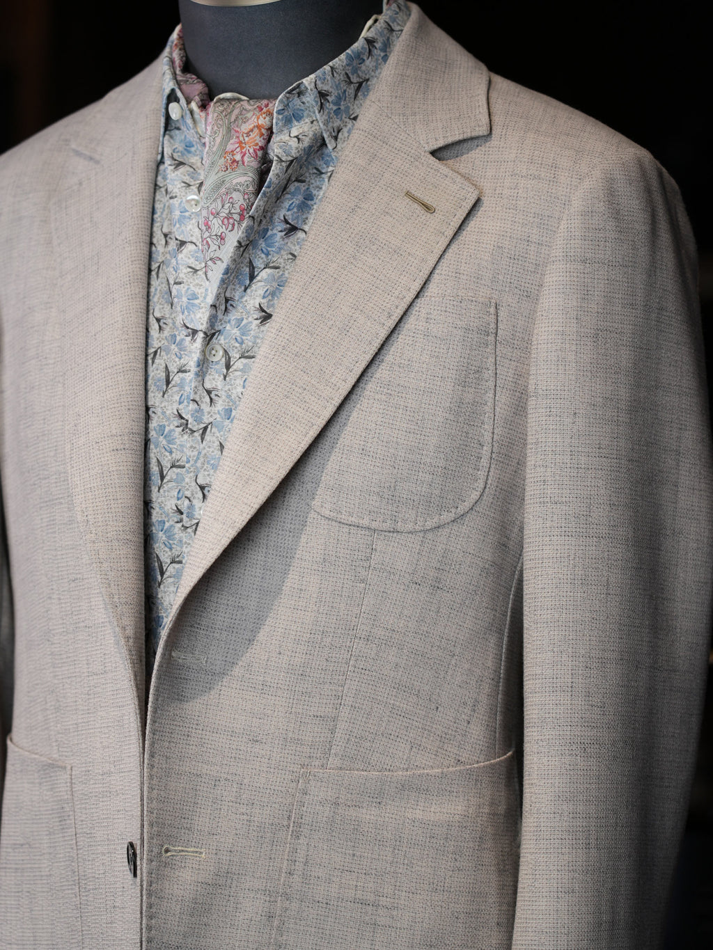 Italian imported beige woven texture patch pocket single blazer