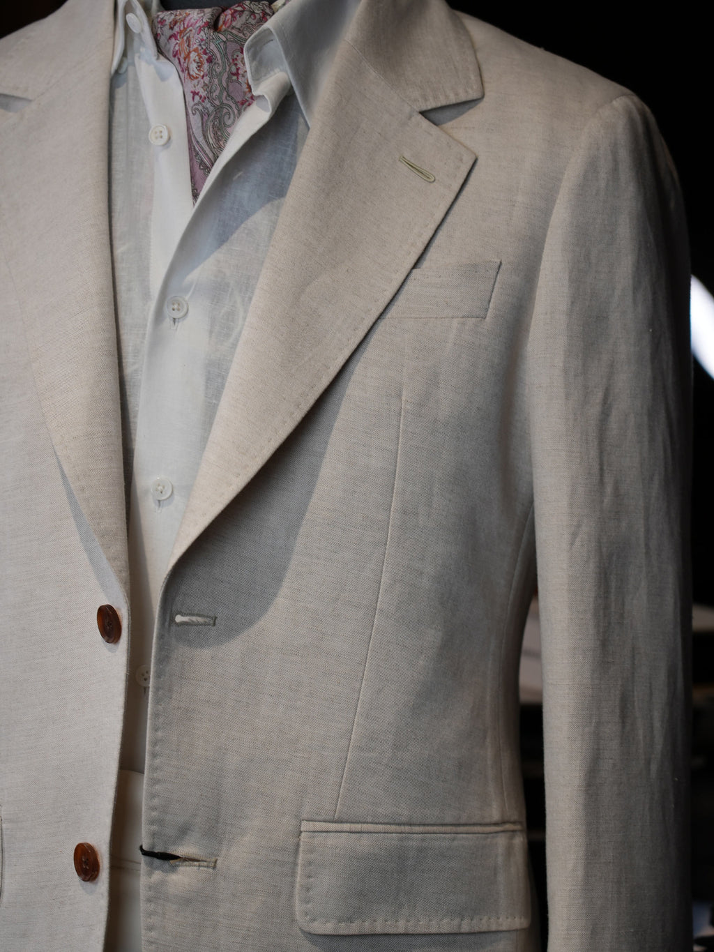 Beige Cotton Linen Casual Blazer For Gentlemen | In-House High-End Manufactory