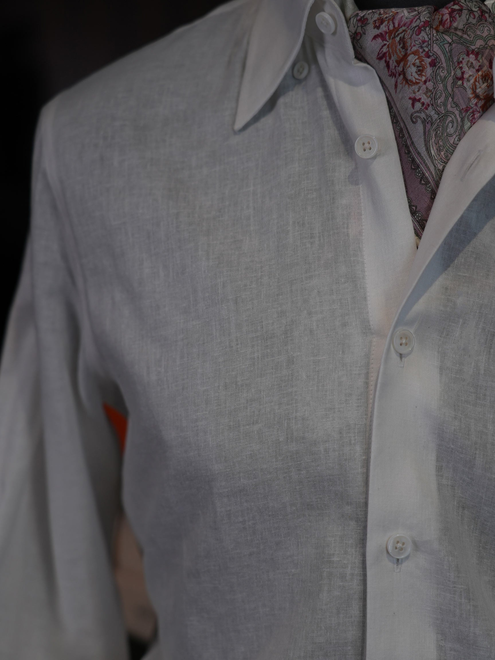 Men’s Breathable Cool White 100% Linen Point Collar Long Sleeve Dress Shirt, Lightweight Summer Linen Shirt