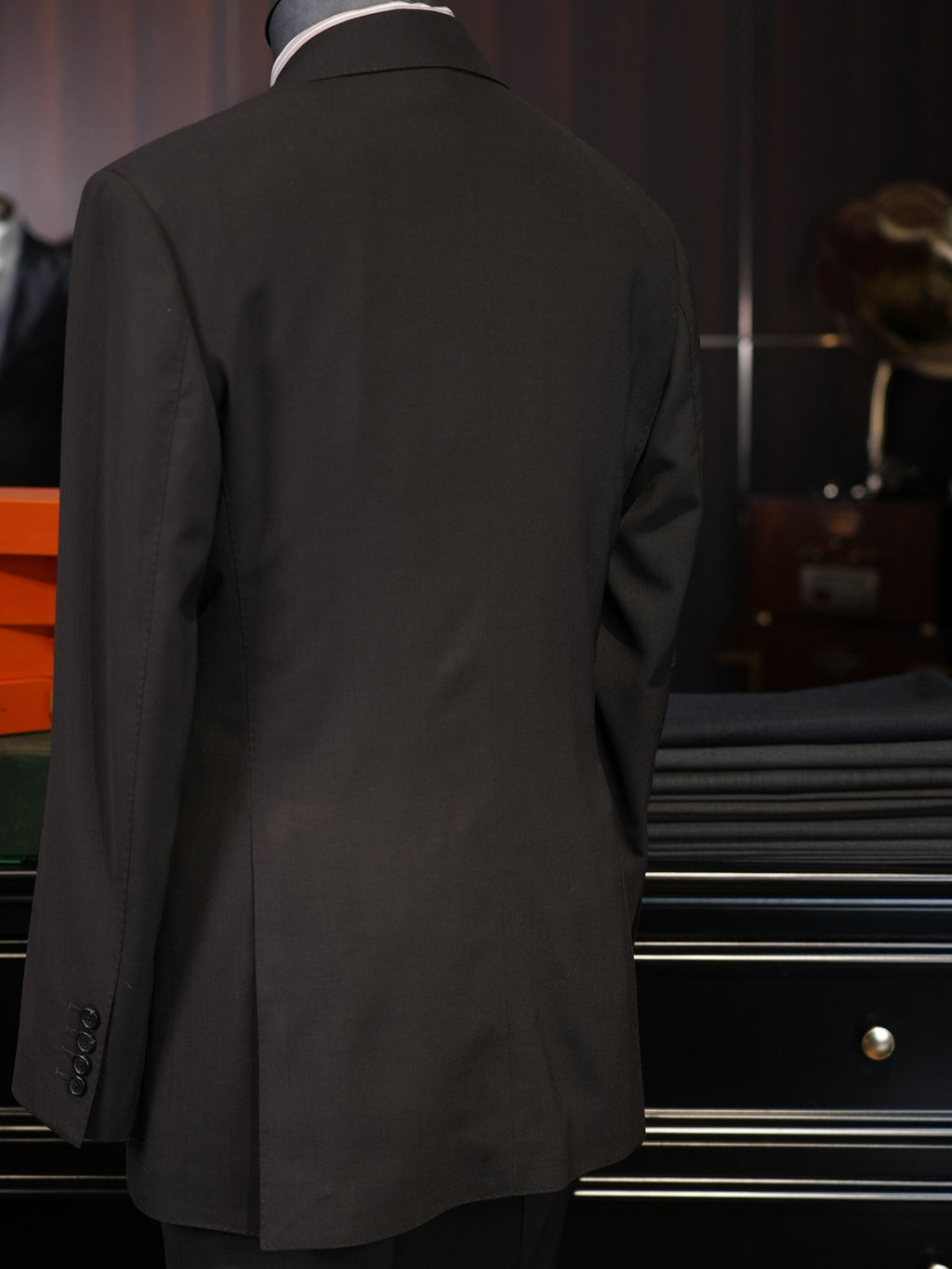 Men's Dark Brown Double-Breasted Peak Lapel Sport Coat | 100% Pure Wool Blazer