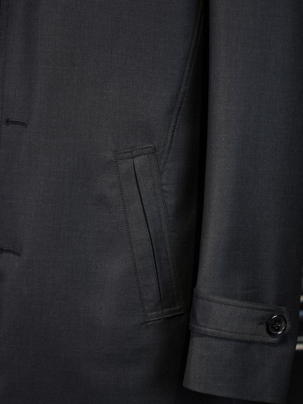Men’s Dark Grey 100% Superfine Wool Casual Trench Coat, Custom Tailored Fit for Black Men’s Torso & Shoulder Proportions Mid-Length Luxury Wool Overcoat