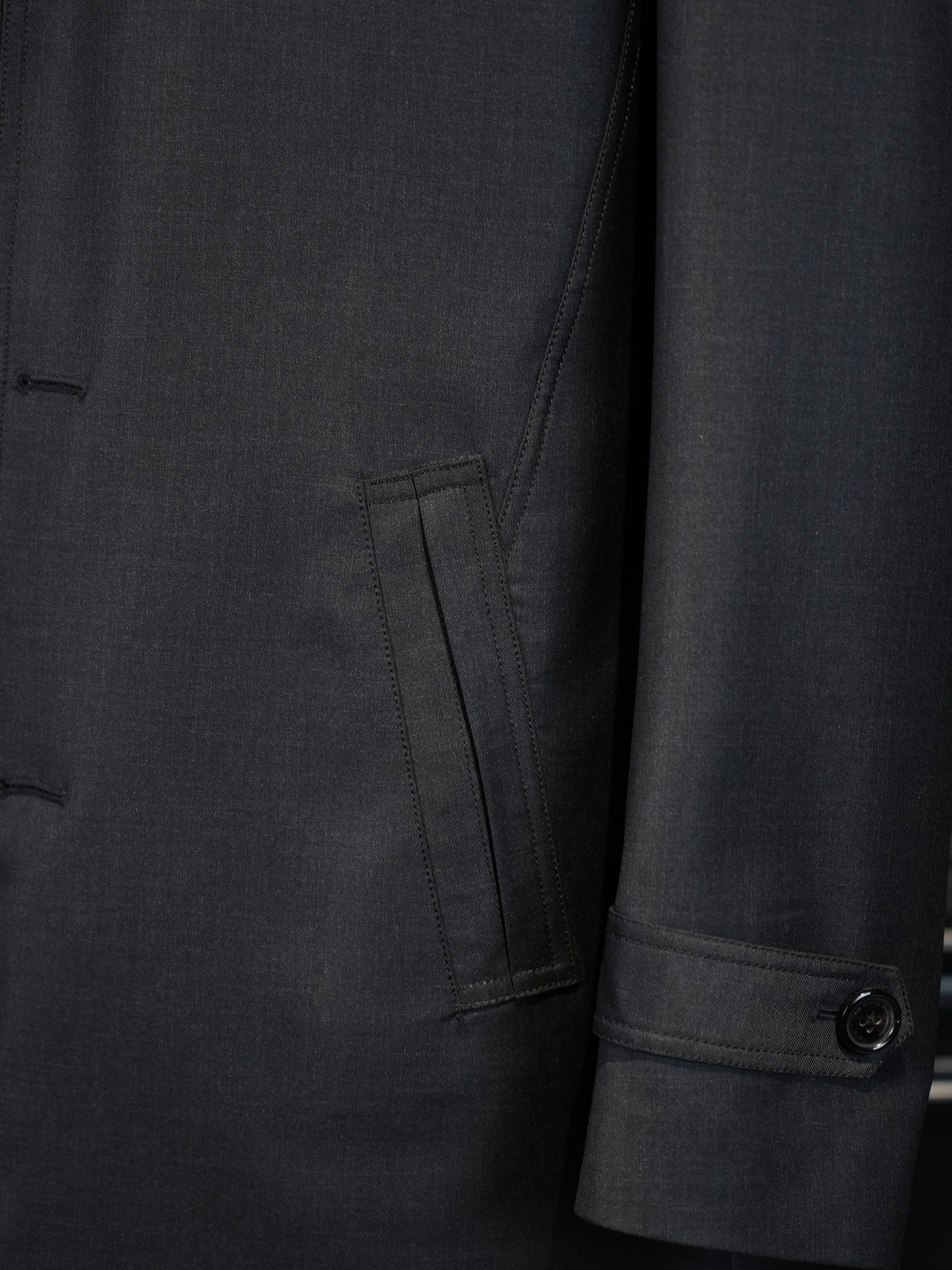Men’s Dark Grey 100% Superfine Wool Casual Trench Coat, Custom Tailored Fit for Black Men’s Torso & Shoulder Proportions Mid-Length Luxury Wool Overcoat