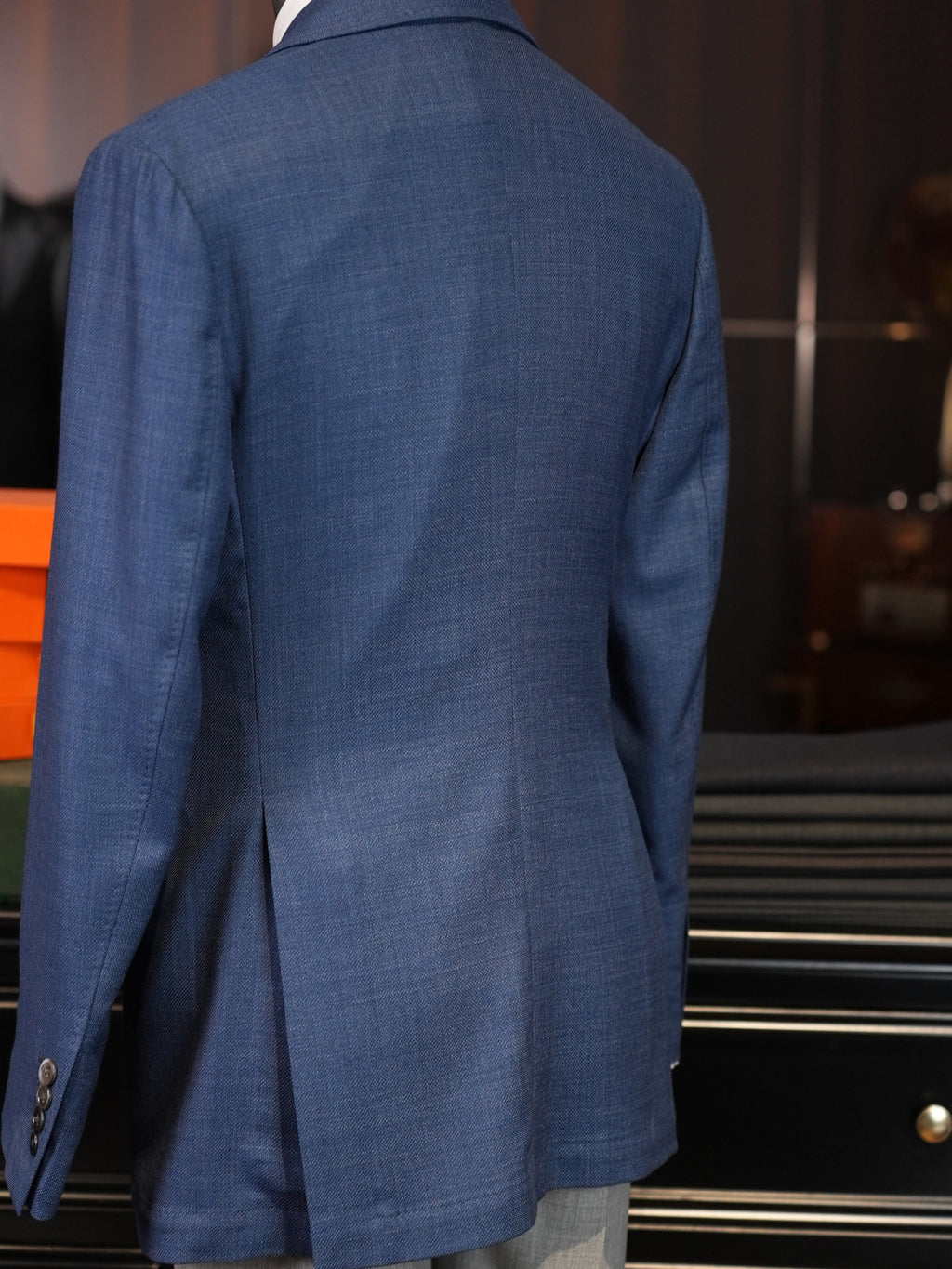 Men’s Solid Fine Worsted Wool Blazer, 100% Pure Italian Fine Wool Two-Button Business Sport Coat