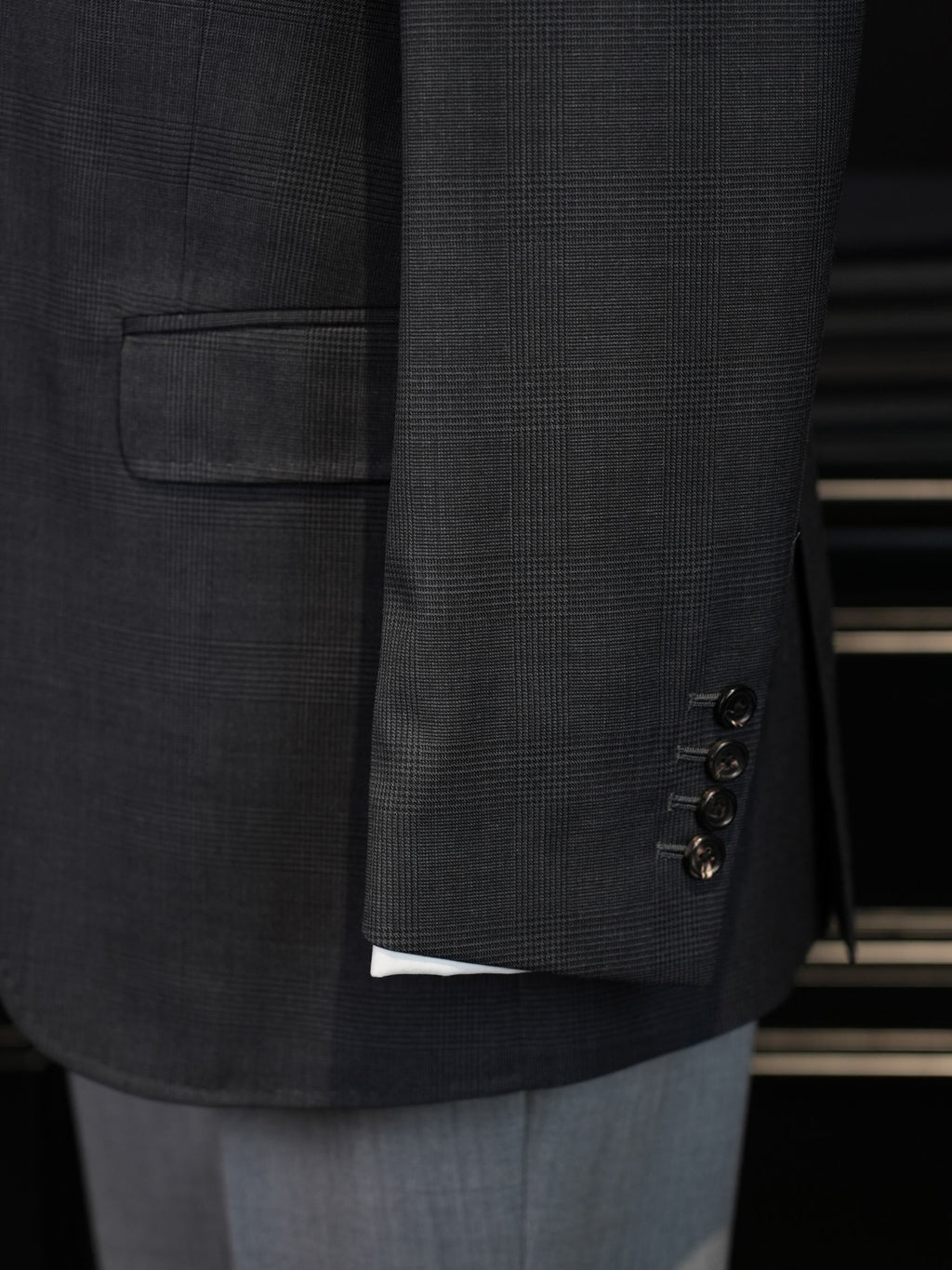 Men's Dark Grey Prince of Wales Check Sport Coat | Notch Lapel 100% Pure Wool Blazer