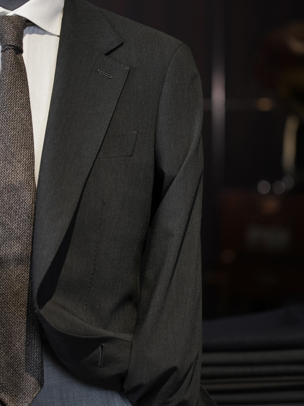 Black wool minimalist notched blazer