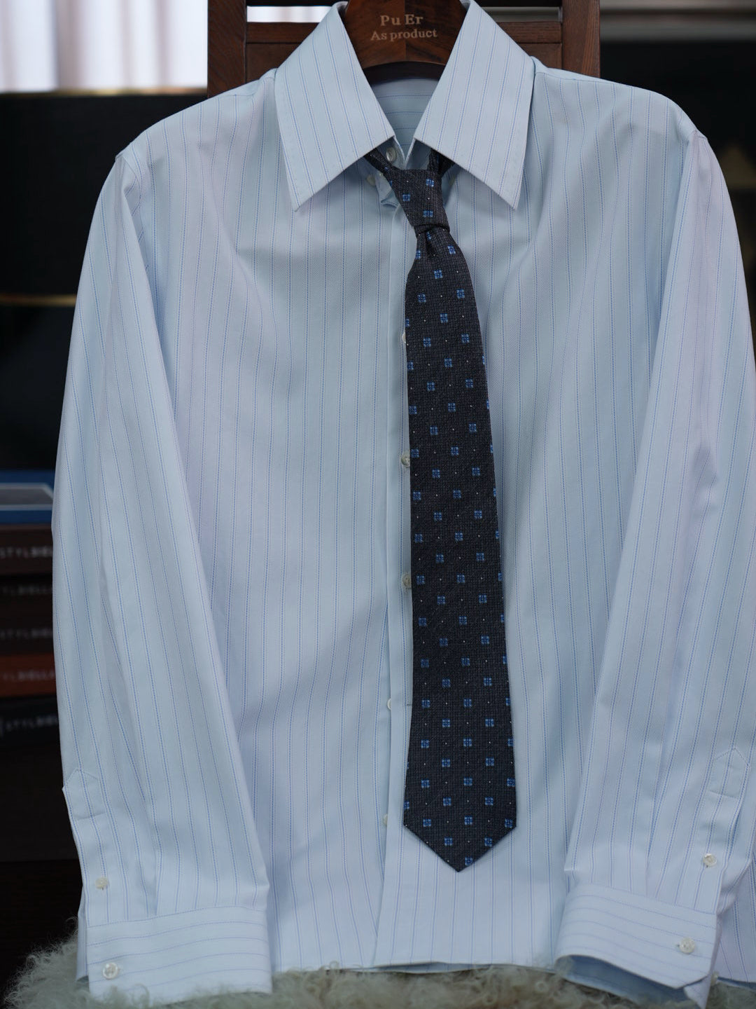 Men's 100% Cotton Light Blue Pinstripe Jacquard Dress Shirt