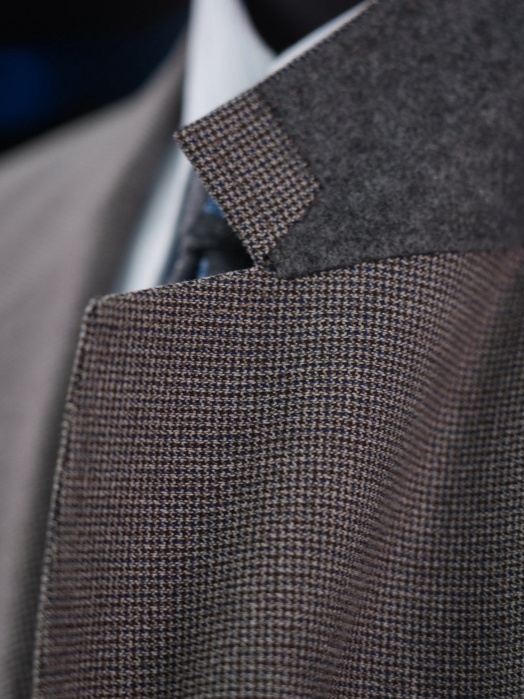 Grey-brown wool double-breasted blazer with subtle pattern