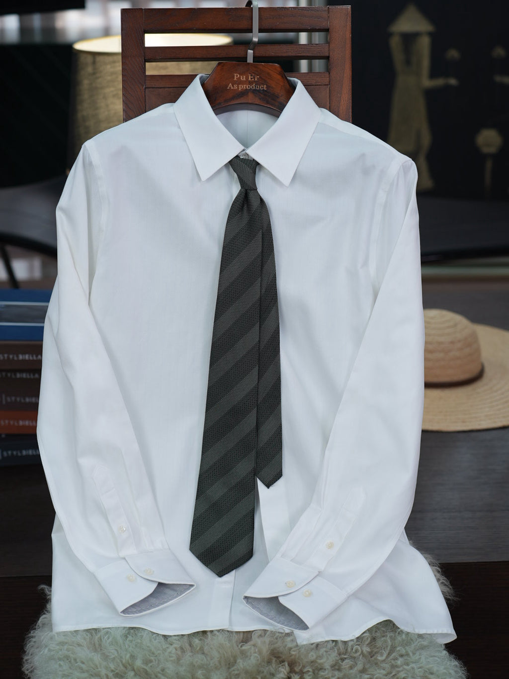 Men's 100% Cotton White Herringbone Jacquard Dress Shirt