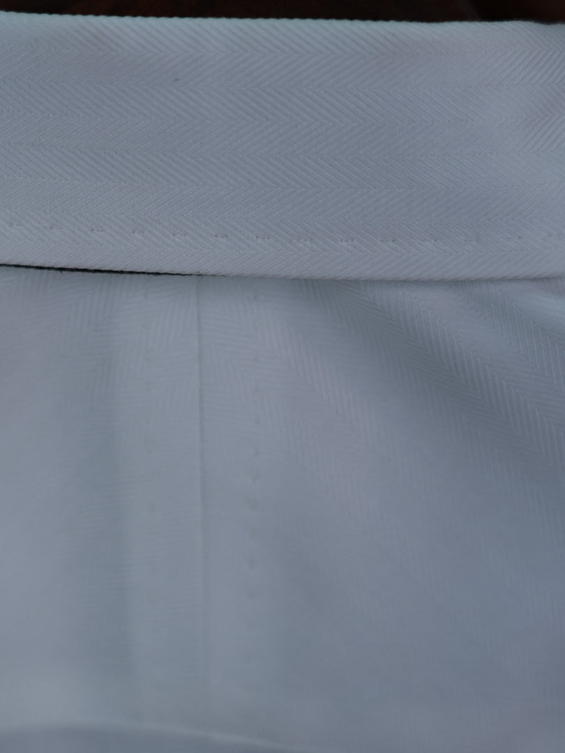 Men's 100% Cotton White Herringbone Jacquard Dress Shirt
