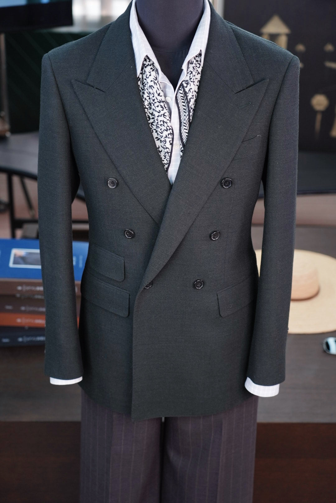 Dark green 100% wool flannel single blazer