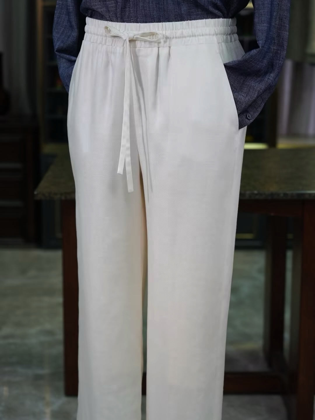 Men’s Off‑White Slub Linen‑Lyocell Drawstring Waist Casual Trousers