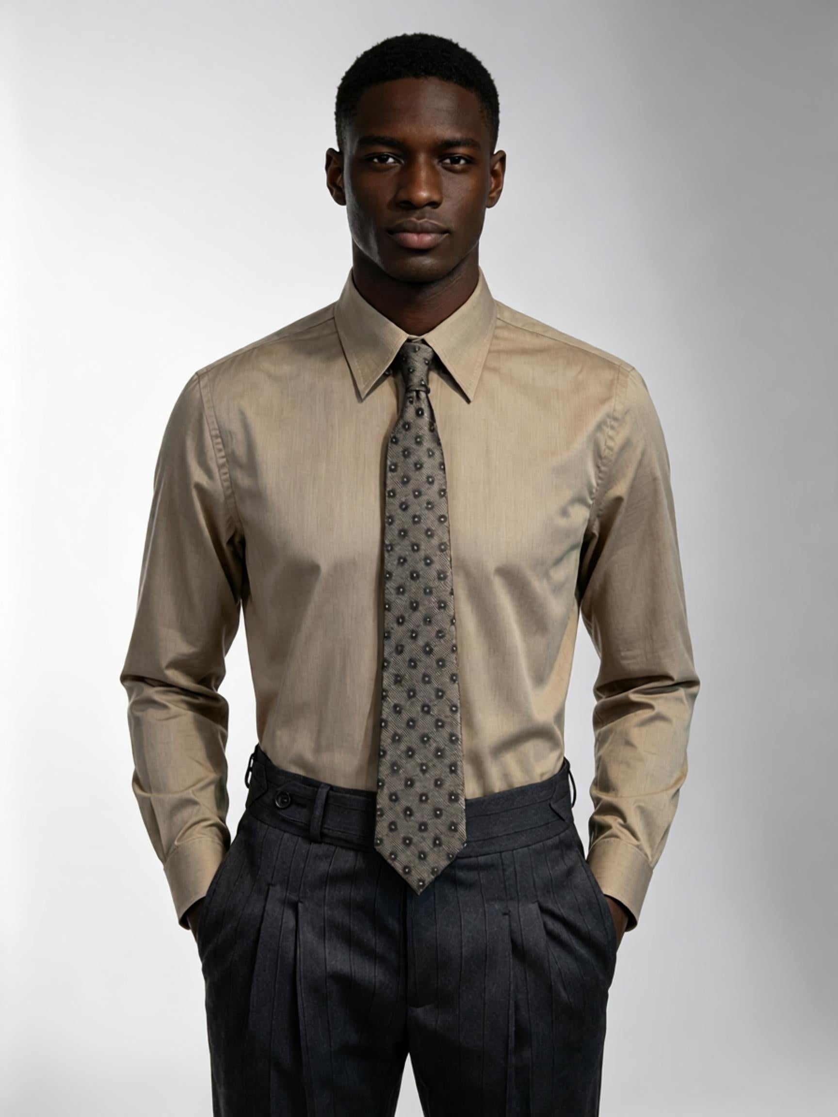 Men’s Business‑Casual Khaki 100% Cotton Long‑Sleeve Dress Shirt